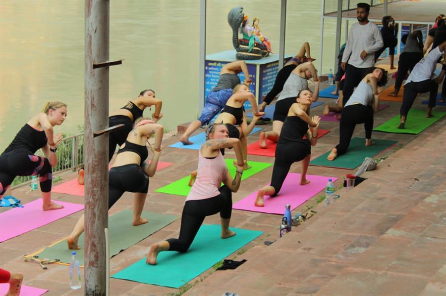 Yoga Teacher Training Rishikesh-Mantra Yoga India